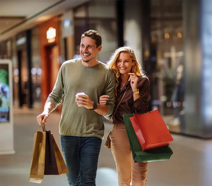 Nearby malls: Amanora Mall & Season Mall